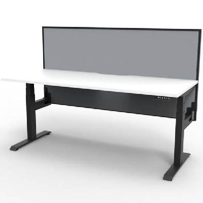 boost plus height adjustable single sided workstation with screen 1200 x 750mm natural white top / black frame / grey screen 