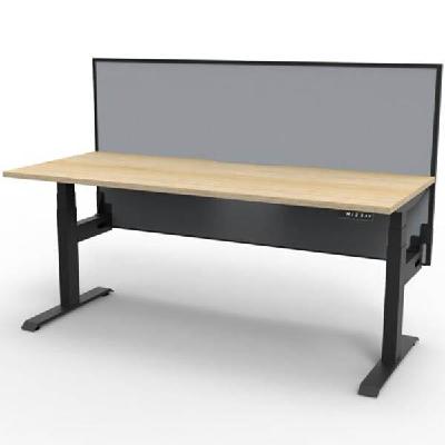 boost plus height adjustable single sided workstation with screen 1800 x 750mm natural oak top / black frame / grey screen 