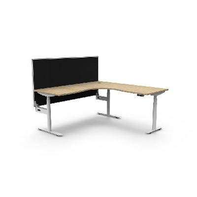 halo plus corner workstation with screen 1800 x 1500mm natural oak top / white frame / black screen 