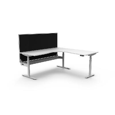 halo plus corner workstation with screen and cable tray 1800 x 1500mm natural white top / white frame / black screen 