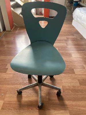 wishes chair #107010 floor stock (store only)