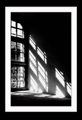 window shadow 70x100cm / white 