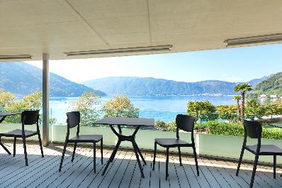 siesta air table 80/monna chair 2 seat package - white 