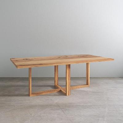 tallin dining table 