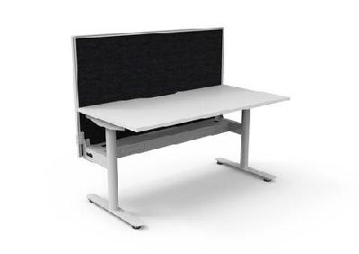 rl halo static single sided desk with aluminium framed screen1500w x 750d / with cable tray / white top white base black screen