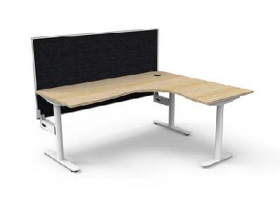 rl halo static corner workstation with aluminium framed screen1800w x 1500w / without cable tray / oak top white base black screen