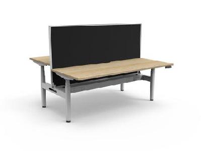 rl halo plus height adjustable back to back 2 user workstation with shush30 screen w1500 x d750 / oak top black satin base / with cable tray