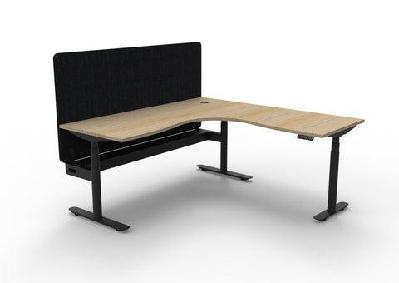 rl halo plus height adjustable corner workstation with black eco panel screen 1800w x 1500w / natural oak top black satin based / with cable tray