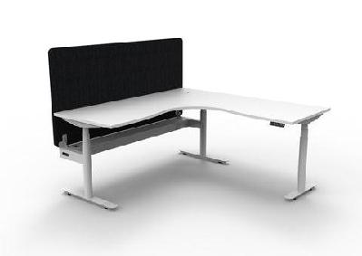 rl halo plus height adjustable corner workstation with black eco panel screen1500w x 1500w / natural white top white satin base / without cable tray