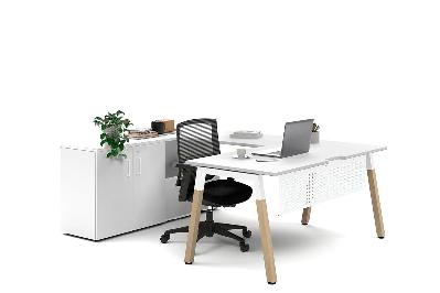 quadro a legs l-shaped executive setting - wood legs white cross beam [1600l x 1700w] 