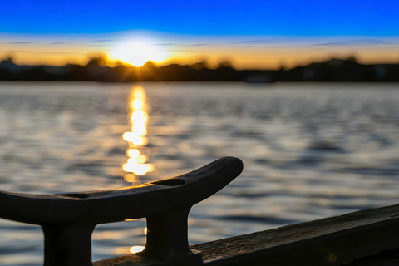 cleat 90 x 60cm / 260gsm cotton rag paper / rolled in mailing tube 