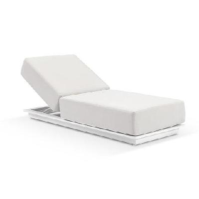 whitehaven outdoor aluminium single sun lounge in sunbrella white / sunbrella canvas canvas 