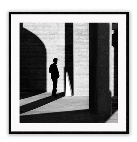 uomo shadow large 100x100cm / black